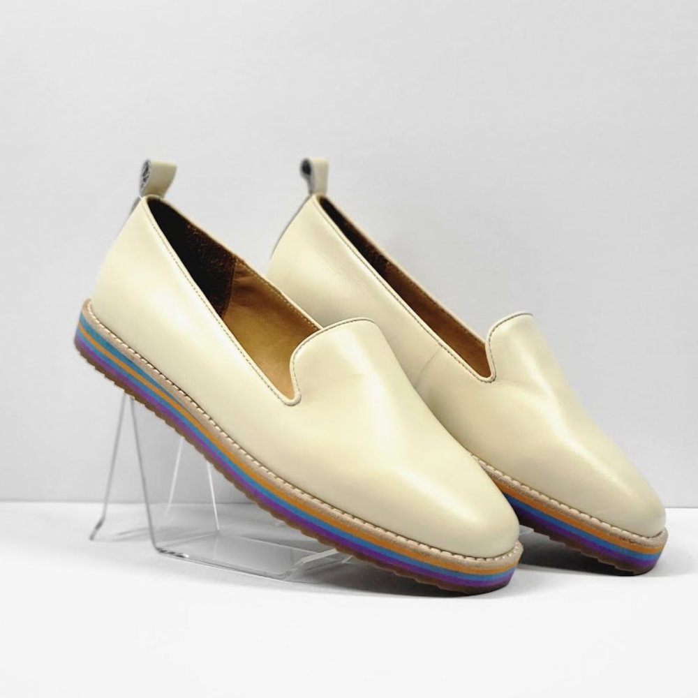 BILL BLASS sutton leather slip-on loafers shoes Sz 8 NEW